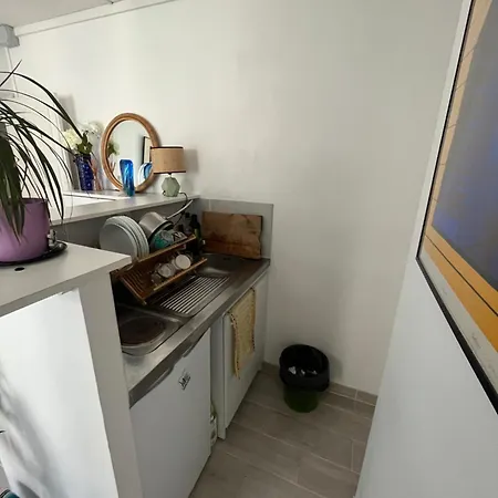 Charming For Three In Central Chic Area Of